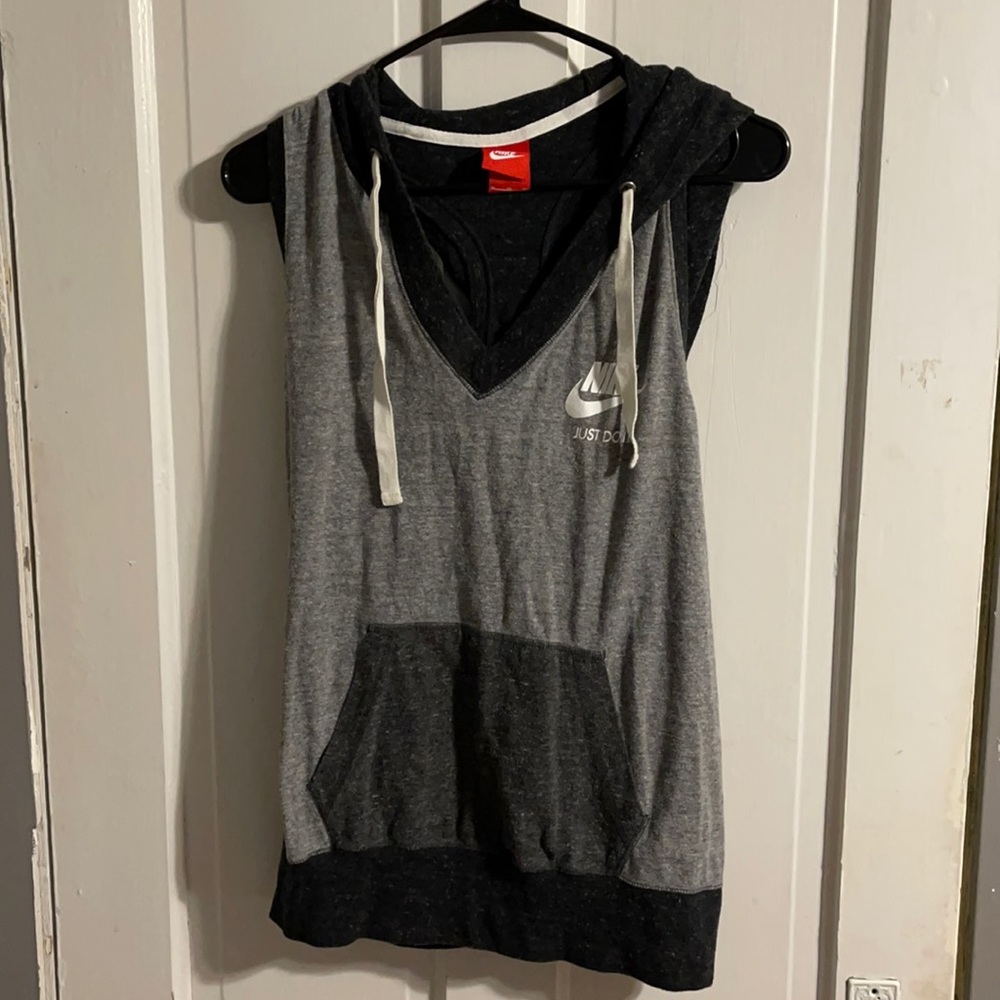 Sleeveless Nike Sweatshirt with razor back